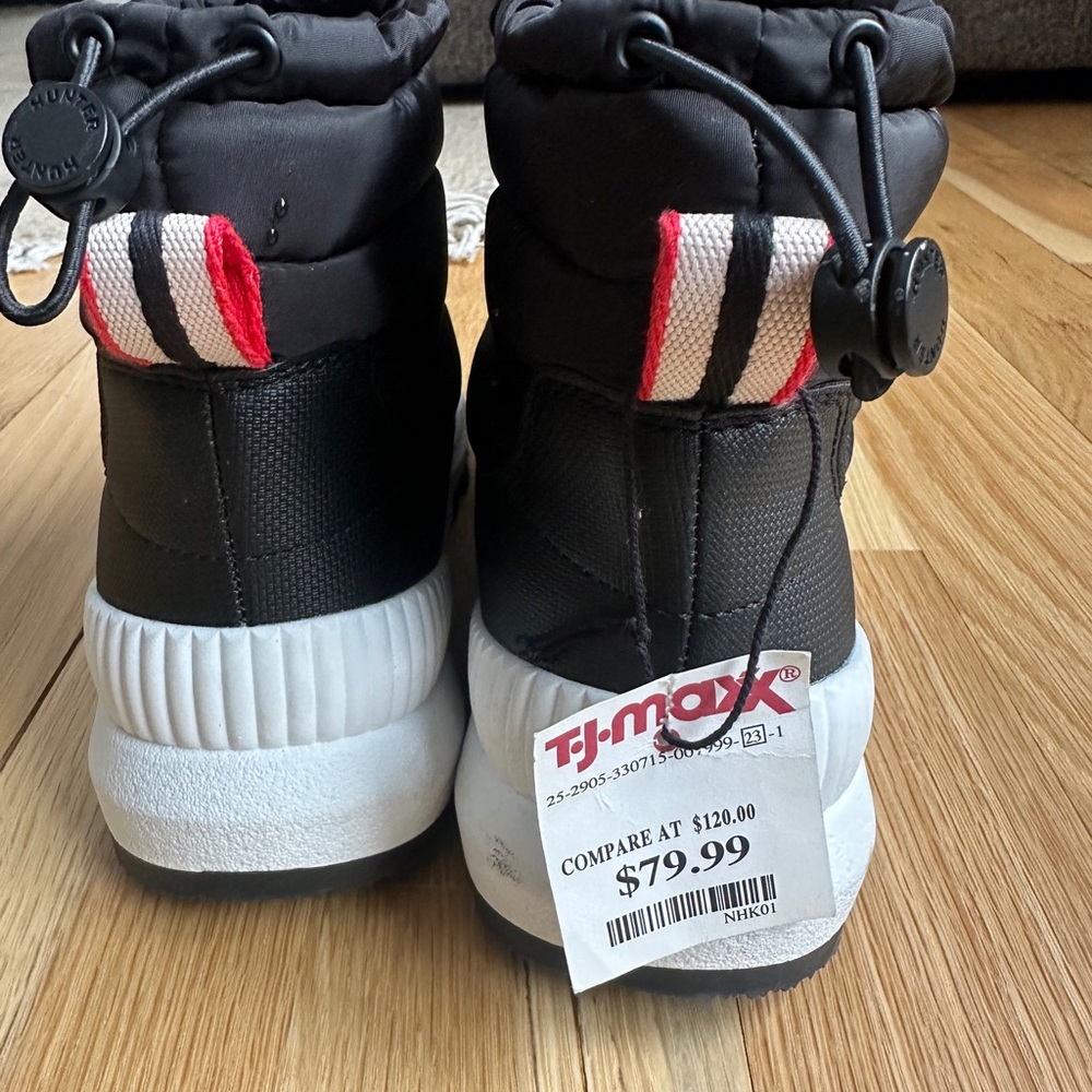 Hunter Kids Black Snow Boots - Picture 3 of 5